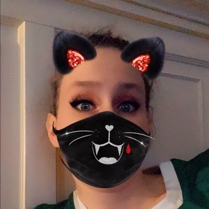 Meet your Posher, Stefanie